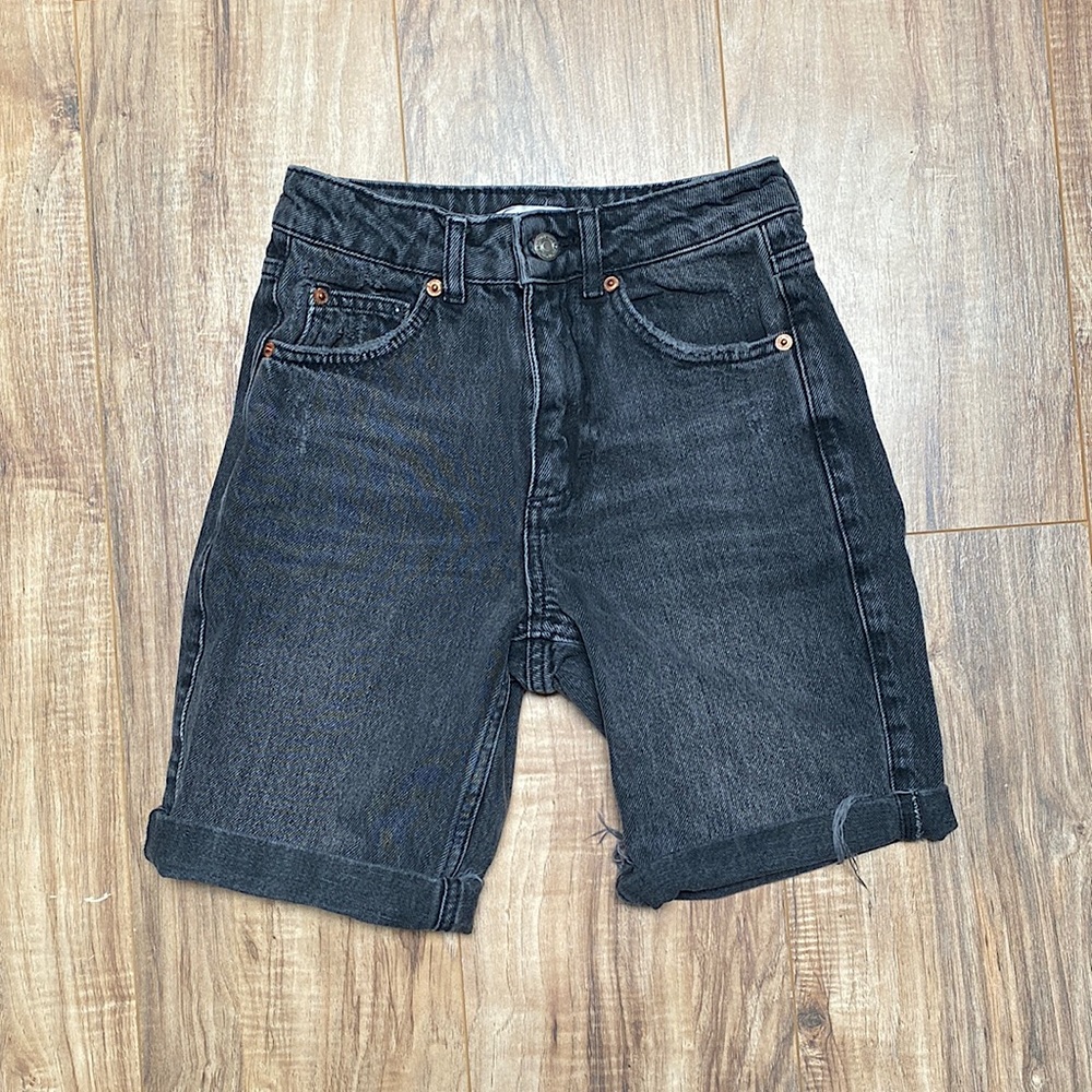 Top shop mom jeans cutoff shorts washed black